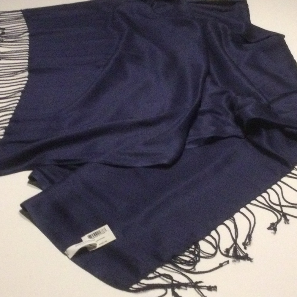 Bijoux Turner Sarong/Scarf/Wrap